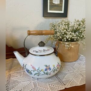 Vintage Floral Enamel Cream Teapot with Wooden Handle brass knob